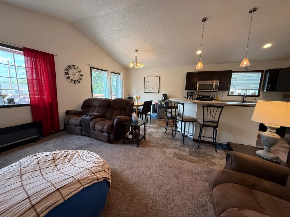 313 5th Street E Horace, ND 58047