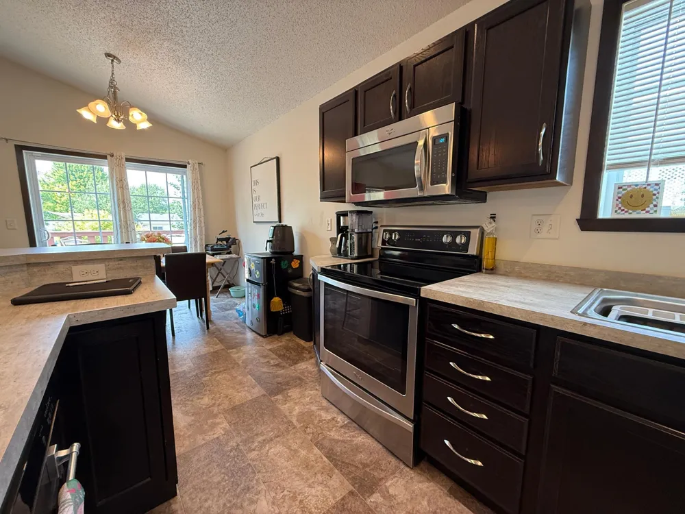 313 5th Street E Horace, ND 58047