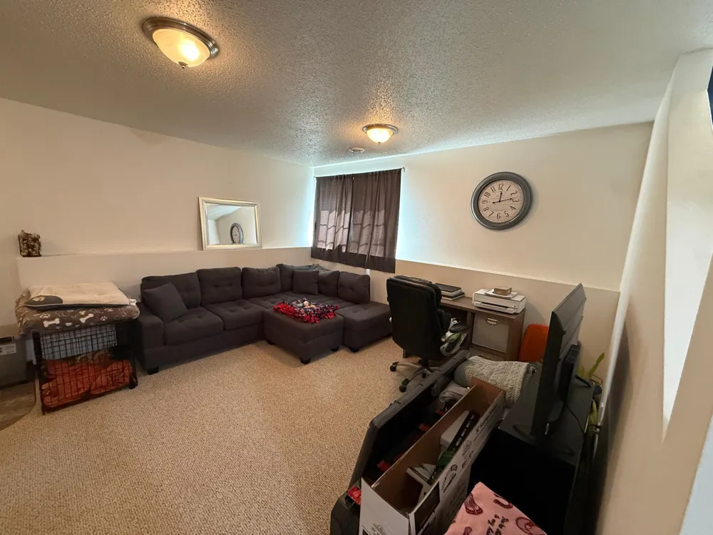 313 5th Street E Horace, ND 58047