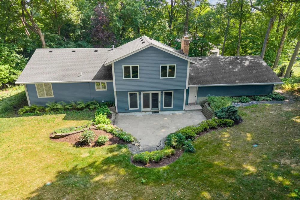 3116 Old County Road 15 Minnetonka Beach, MN 55391