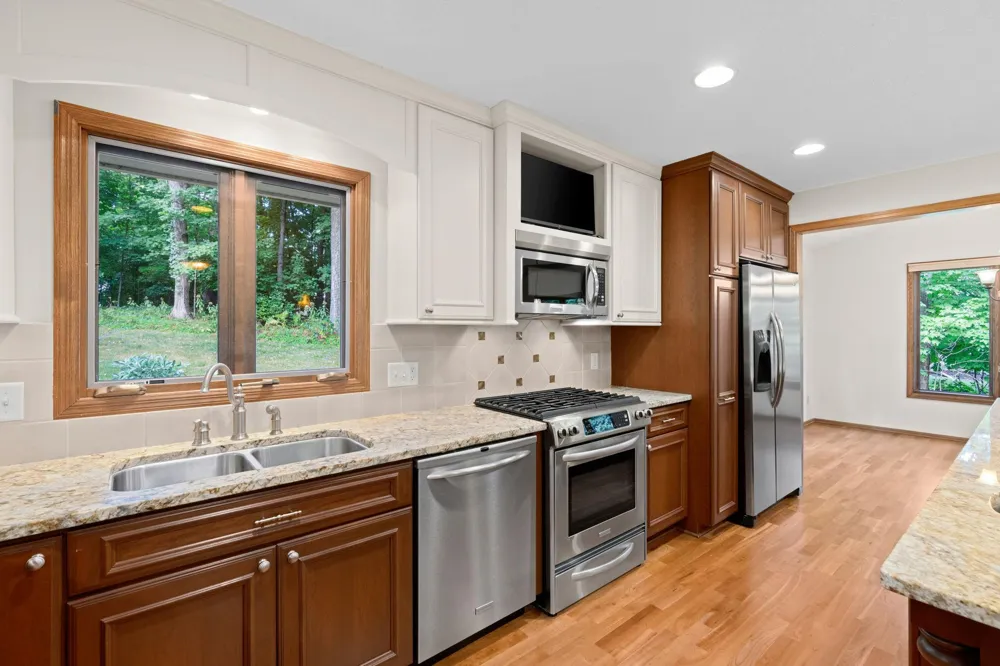 3116 Old County Road 15 Minnetonka Beach, MN 55391