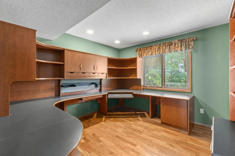 3116 Old County Road 15 Minnetonka Beach, MN 55391