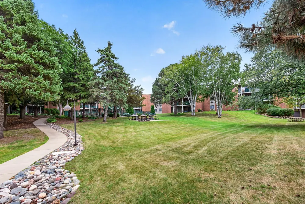 1700 Four Oaks Road #159 Eagan, MN 55121
