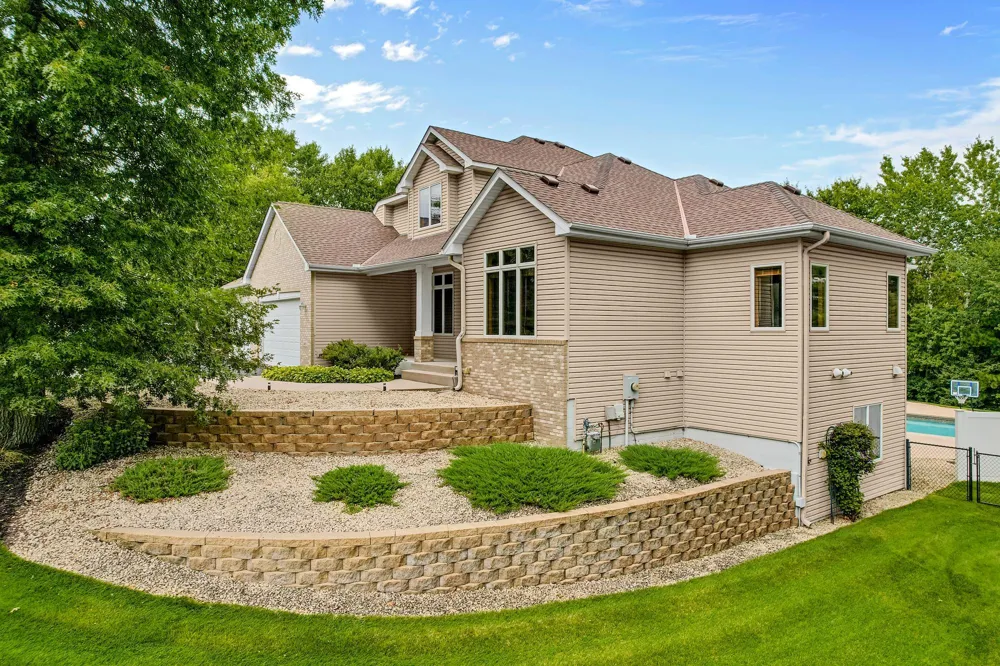 14661 Yancy Street NE Ham Lake, MN 55304
