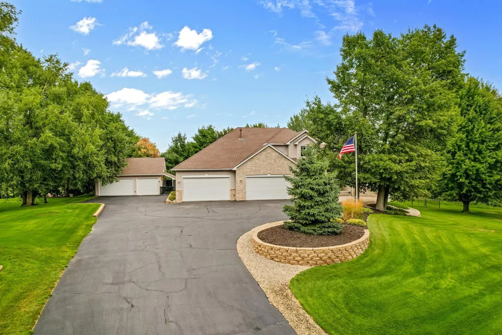 14661 Yancy Street NE Ham Lake, MN 55304