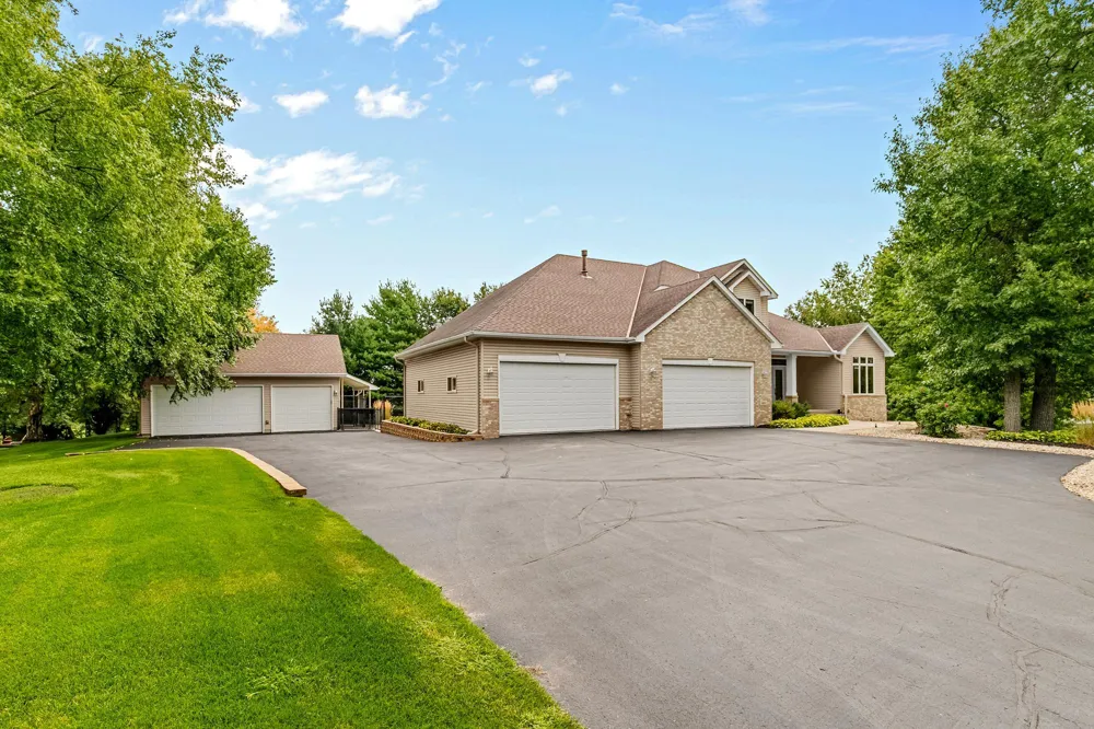 14661 Yancy Street NE Ham Lake, MN 55304