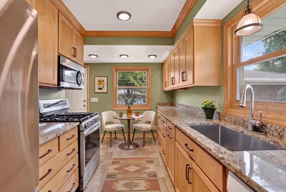 7327 Columbus Avenue Richfield, MN 55423