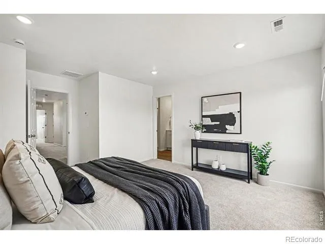 6545 Nepal Street Aurora, CO 80019
