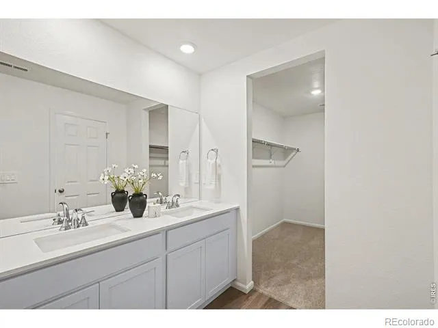 6545 Nepal Street Aurora, CO 80019