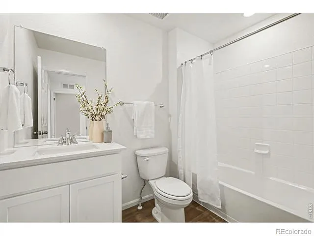 6545 Nepal Street Aurora, CO 80019