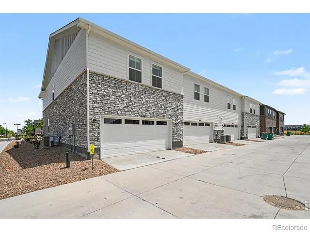6545 Nepal Street Aurora, CO 80019