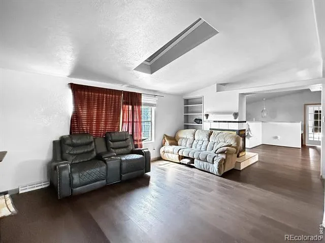 1916 S 5th Avenue Sterling, CO 80751