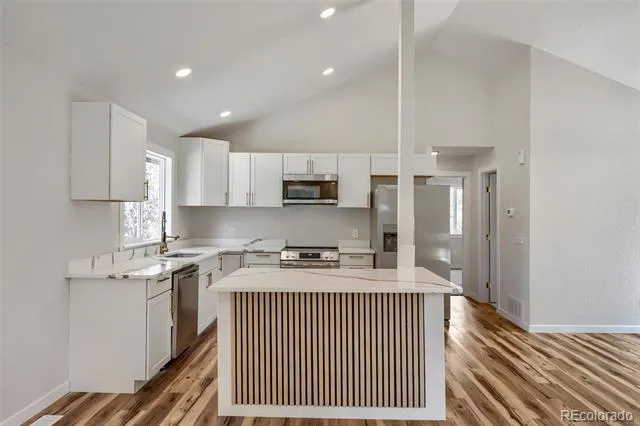 4852 S Salida Court Aurora, CO 80015