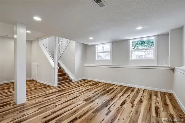 4852 S Salida Court Aurora, CO 80015