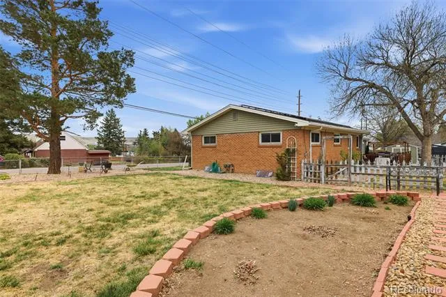 15790 W 10th Avenue Golden, CO 80401