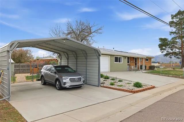 15790 W 10th Avenue Golden, CO 80401