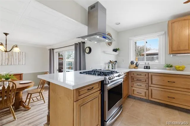 15790 W 10th Avenue Golden, CO 80401