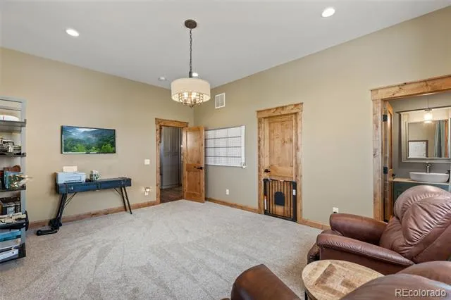 2650 Rustlers Canyon Loop Elizabeth, CO 80107