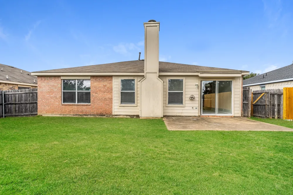 207 Prentice Drive Seagoville, TX 75159