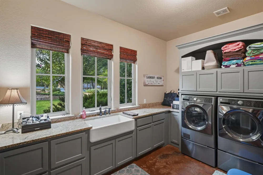 1501 Oaklawn Court Aledo, TX 76008