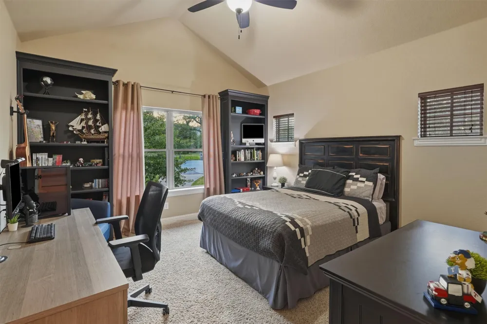1501 Oaklawn Court Aledo, TX 76008