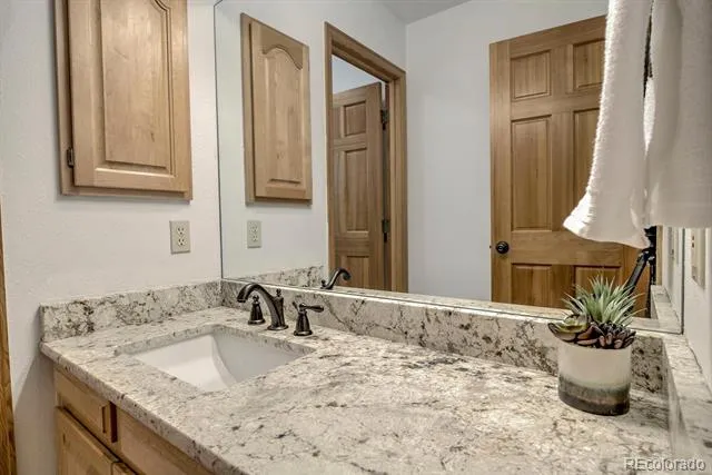 102 Thimbleberry Way Silverthorne, CO 80498