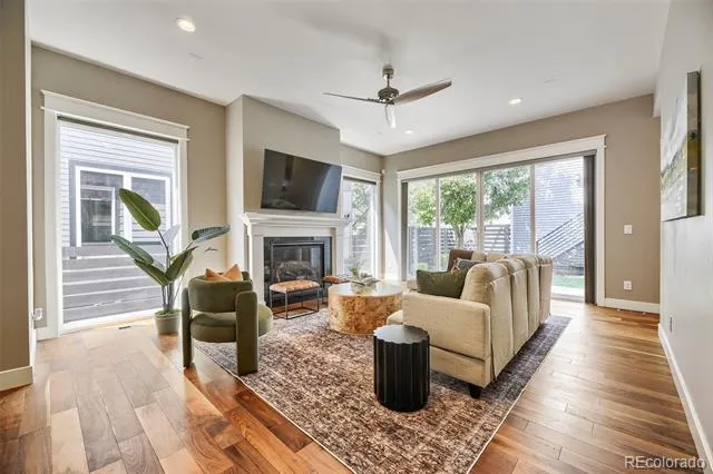 3275 S Logan Street Englewood, CO 80113