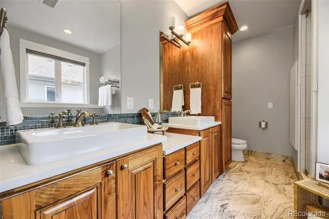 3275 S Logan Street Englewood, CO 80113