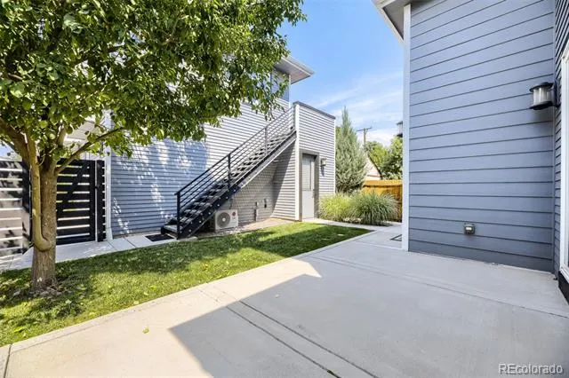 3275 S Logan Street Englewood, CO 80113