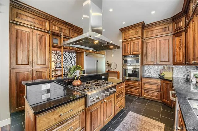 3275 S Logan Street Englewood, CO 80113