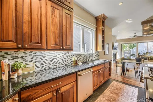 3275 S Logan Street Englewood, CO 80113
