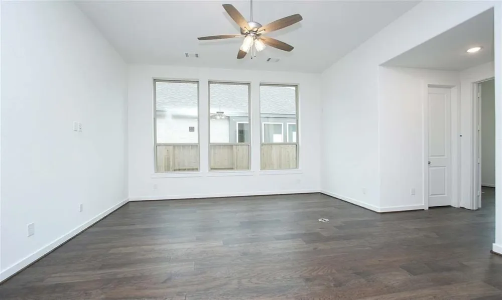 9634 Wright Drive Manvel, TX 77578