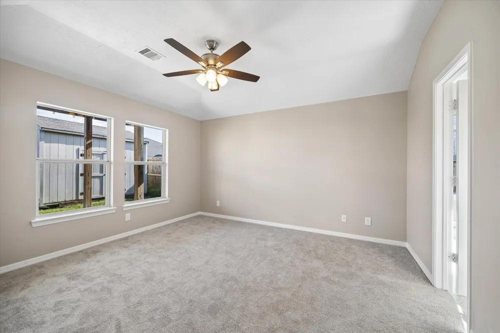 1523 Blossom Lane Baytown, TX 77521