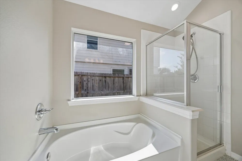 1523 Blossom Lane Baytown, TX 77521