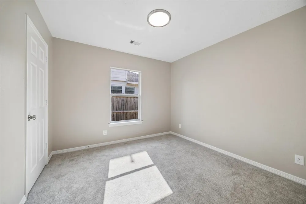 1523 Blossom Lane Baytown, TX 77521