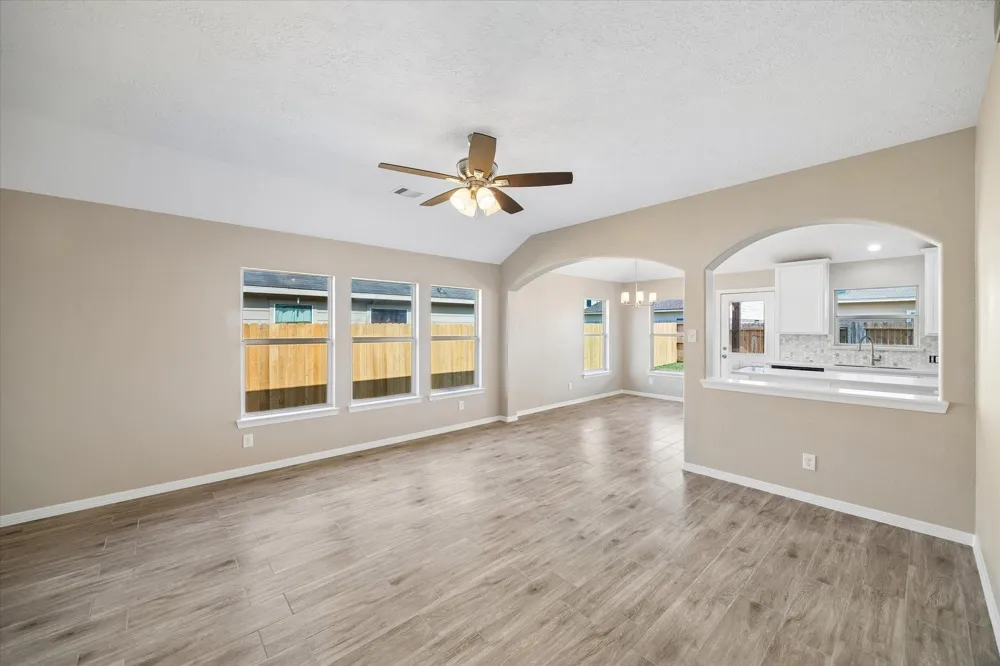 1523 Blossom Lane Baytown, TX 77521