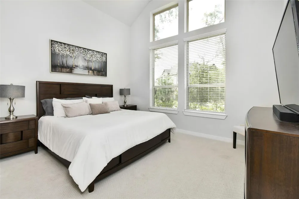 527 Cypress Valley Avenue Montgomery, TX 77316