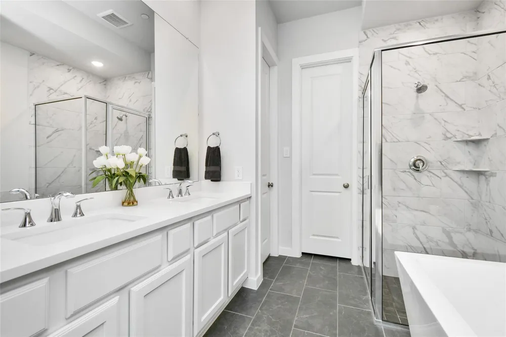 527 Cypress Valley Avenue Montgomery, TX 77316