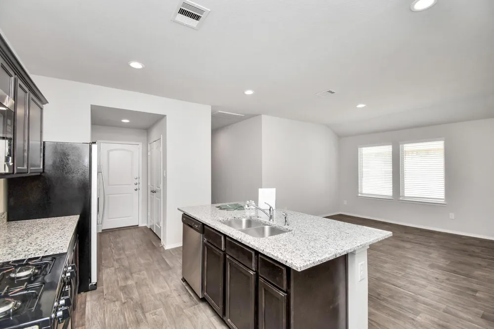 14059 W Crystal Cave Lane Conroe, TX 77384