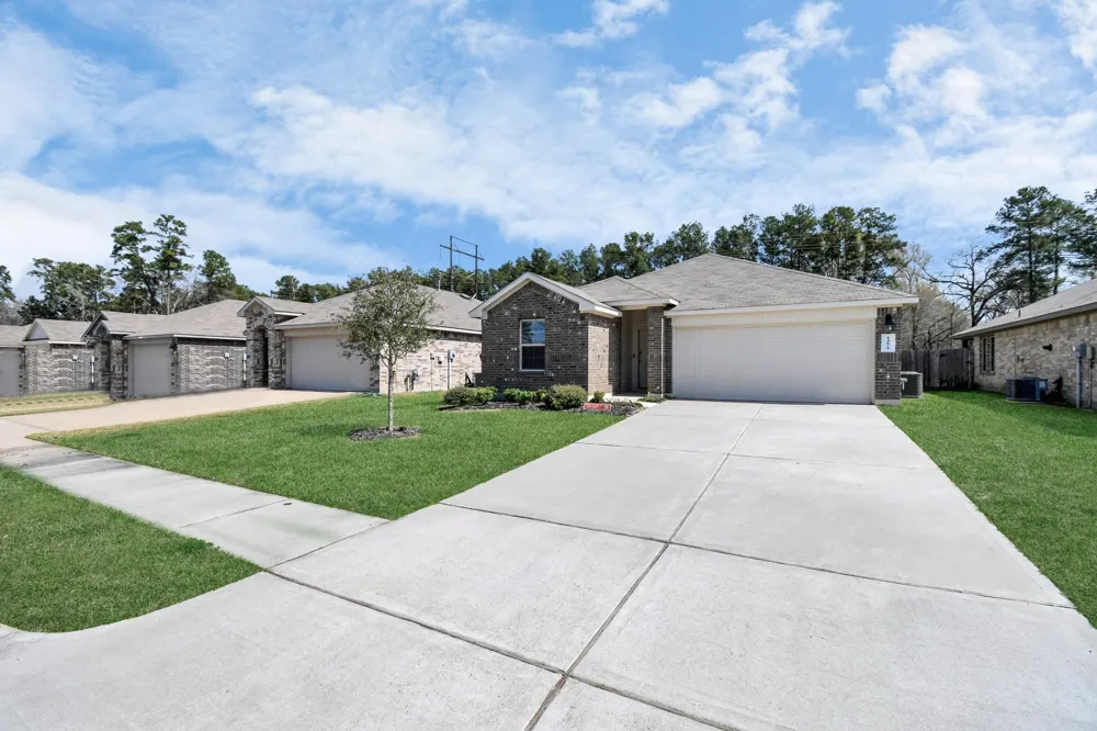 14059 W Crystal Cave Lane Conroe, TX 77384