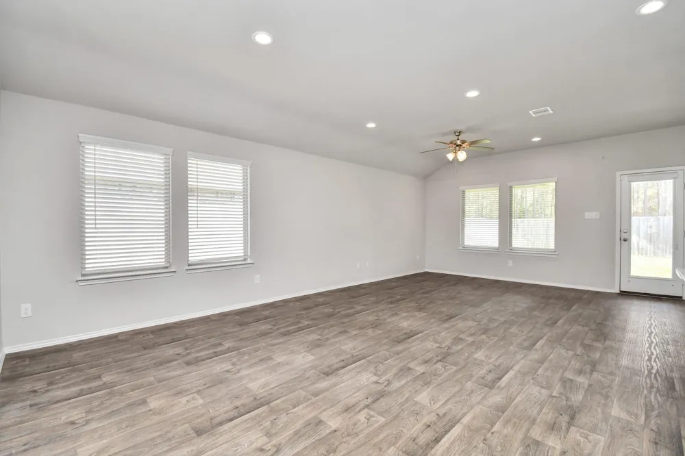 14059 W Crystal Cave Lane Conroe, TX 77384