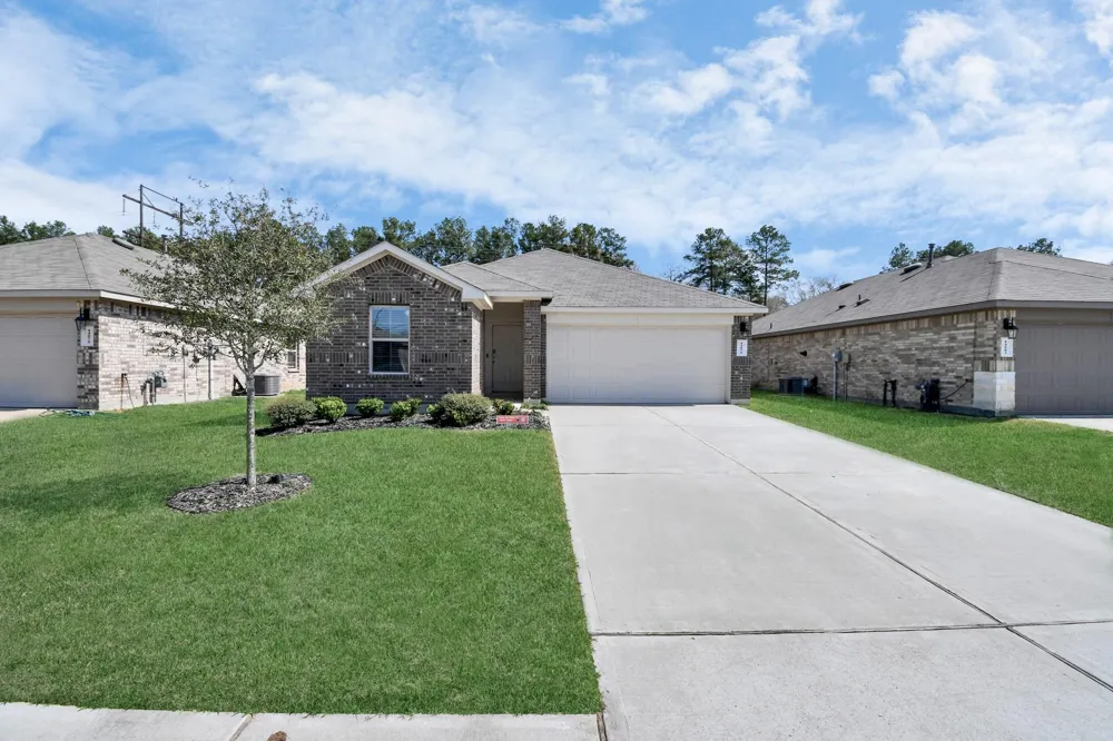 14059 W Crystal Cave Lane Conroe, TX 77384