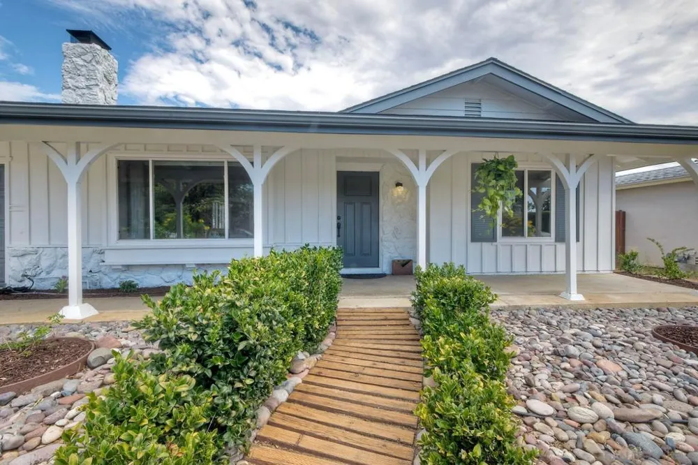 13239 Ann O Reno Lane Poway, CA 92064