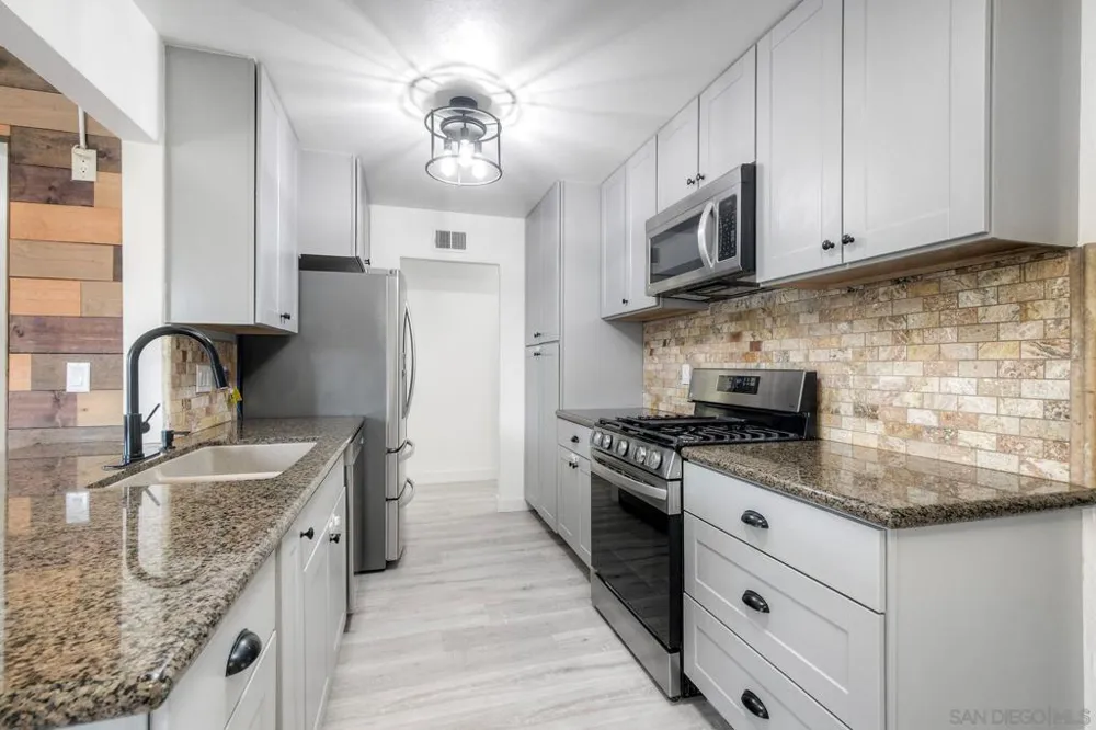 13239 Ann O Reno Lane Poway, CA 92064
