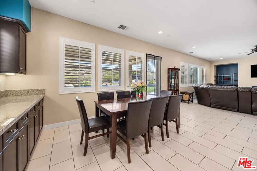 13447 Gold Medal Court Riverside, CA 92503
