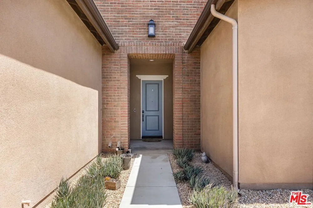 13447 Gold Medal Court Riverside, CA 92503
