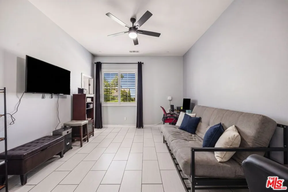 13447 Gold Medal Court Riverside, CA 92503
