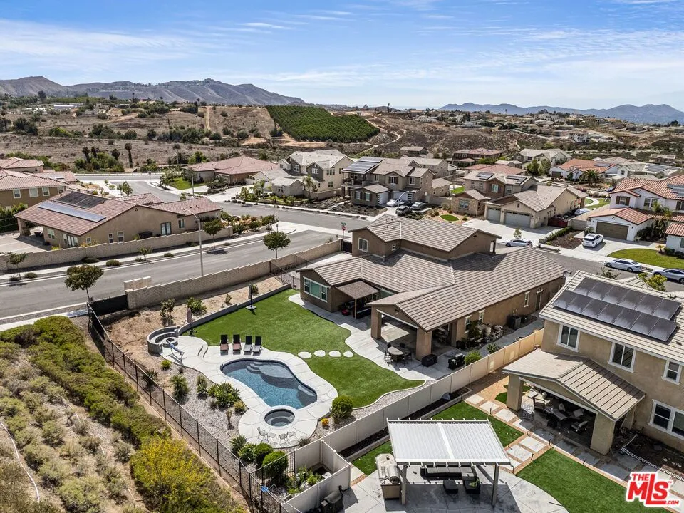 13447 Gold Medal Court Riverside, CA 92503