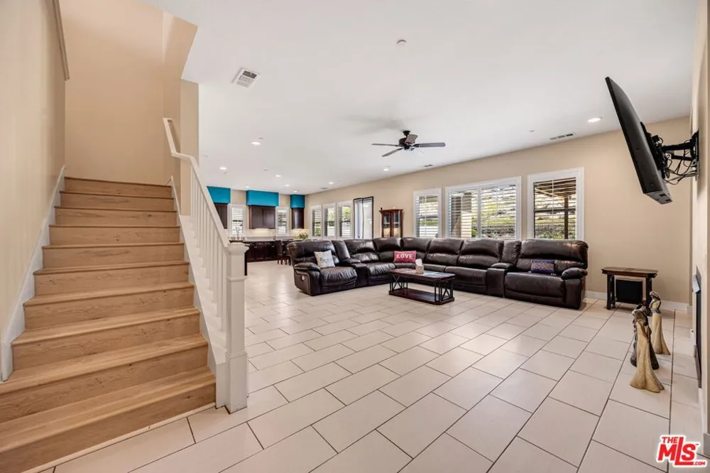 13447 Gold Medal Court Riverside, CA 92503