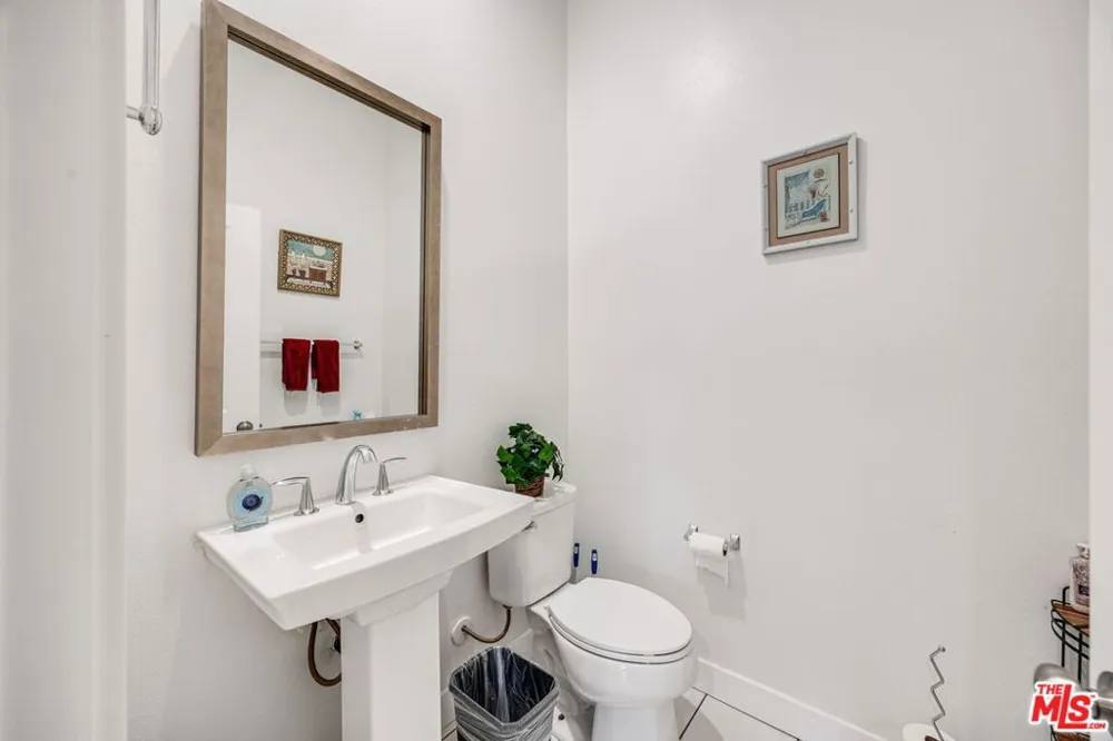 13447 Gold Medal Court Riverside, CA 92503